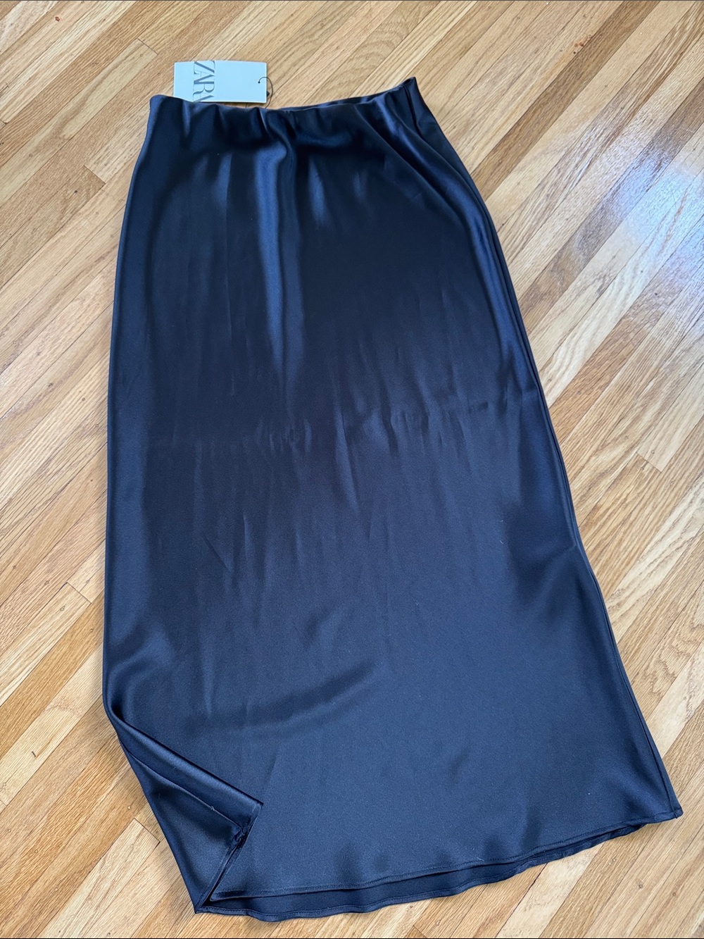 NWT ZARA black satin skirt Size XS